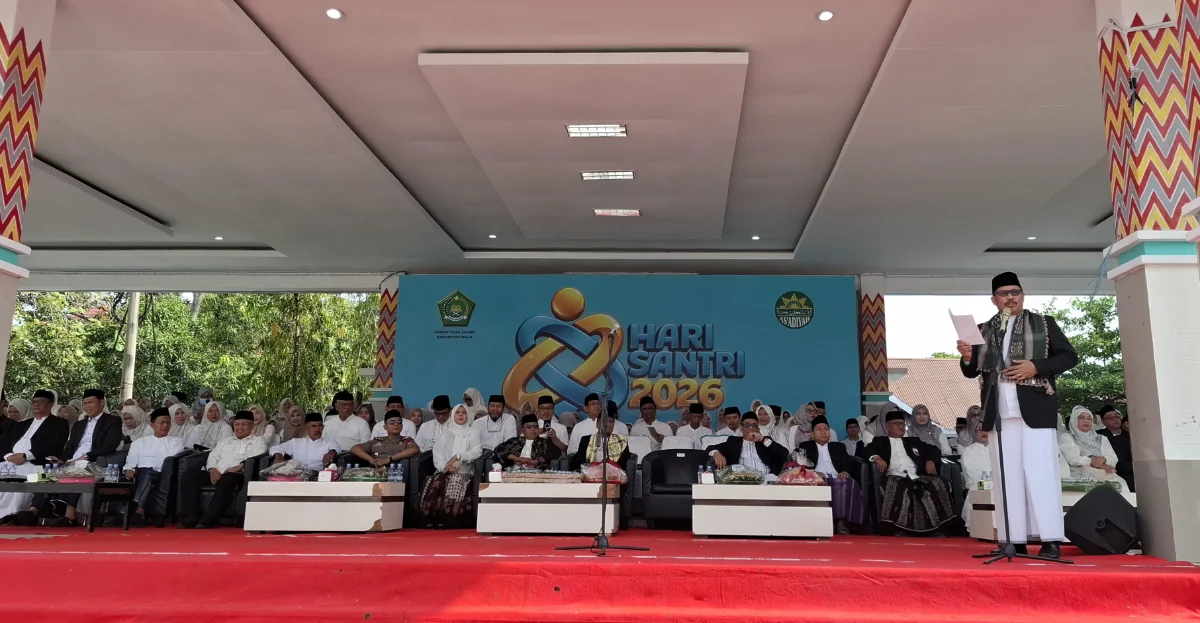Kepala Kanwil Kemenag Sulsel Ali Yafid menyampaikan data pesantren dan santri pada Hari Santri Nasional 2026 di Wajo