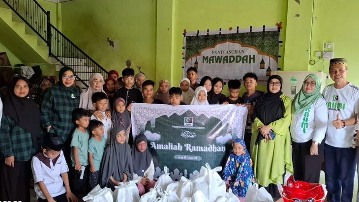 Ramadan Berbagi, KAHMI Makassar Salurkan Sembako untuk Anak Panti dan Warga Dhuafa