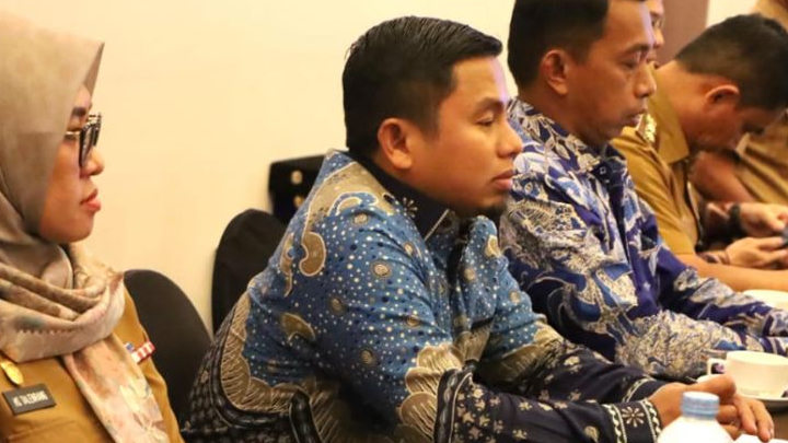 Tasming Hamid Bawa Aspirasi Parepare di Reses Komisi XI DPR RI