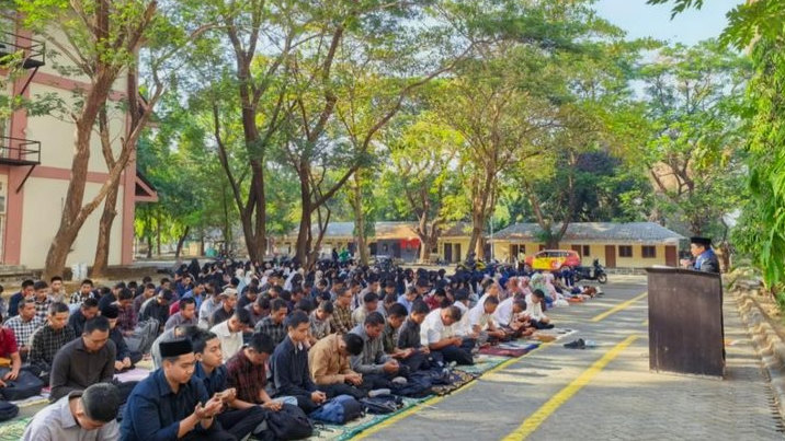 Civitas Academica FST UIN Alauddin Makassar Gelar Salat Istisqa, Wadek 3 Tekankan Dua Ikhtiar