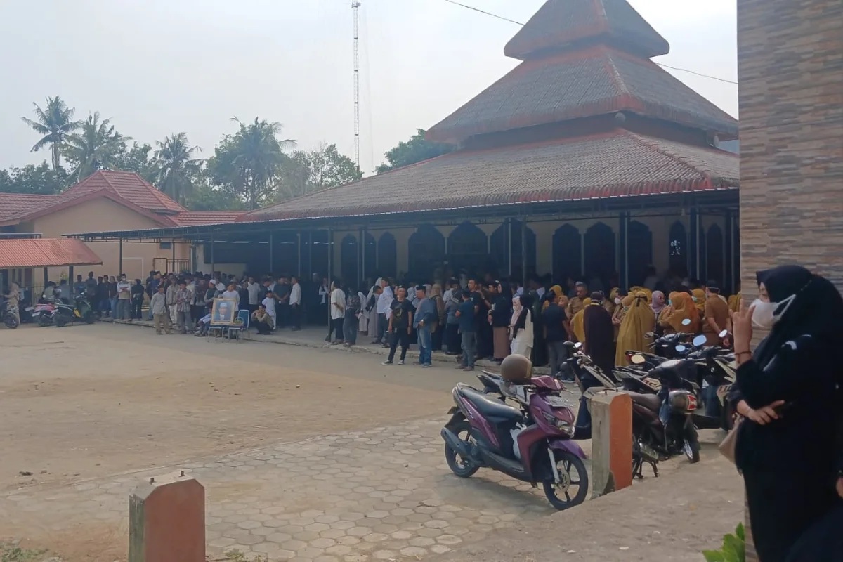 Jenazah Annangguru Syibli Tiba di Unasman, Ali Baal Masdar hingga Bupati Polman Hadir Melayat