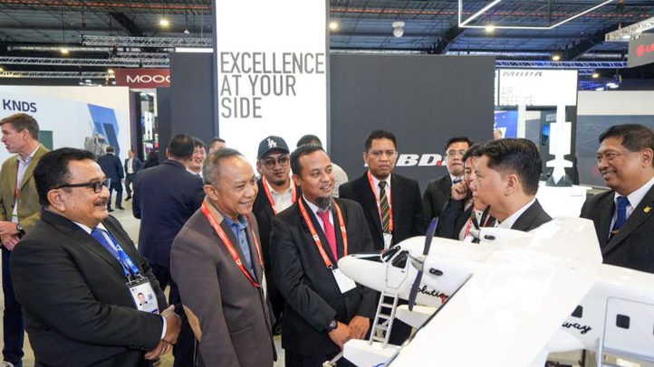 Andi Sudirman-PT Dirgantara Indonesia Jajaki Program Amphibi Seaplane di Sulawesi Selatan