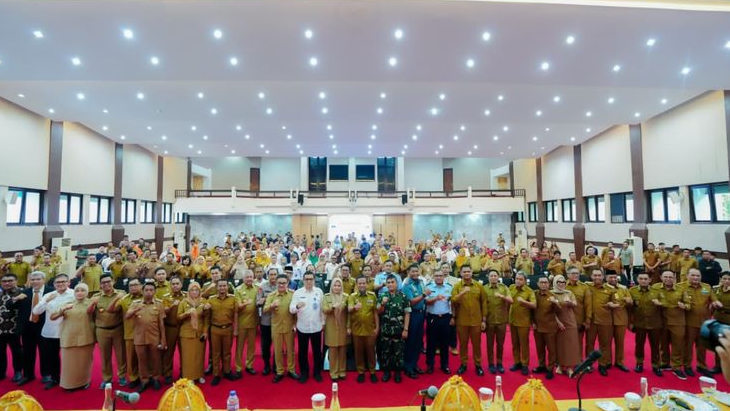 Gubernur Sulsel Tekankan Program Prioritas Presiden, Gerakan ASRI Digalakkan Setiap Jumat