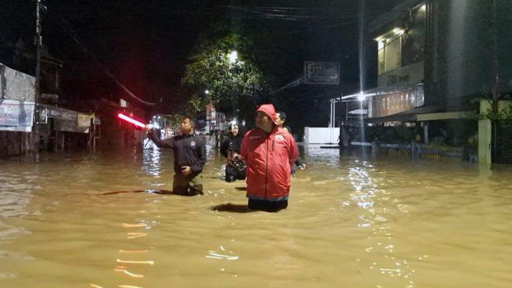 Hujan Deras Masih Landa Sulsel 3 Hari Kedepan, Waspada Banjir di Wilayah Ini!