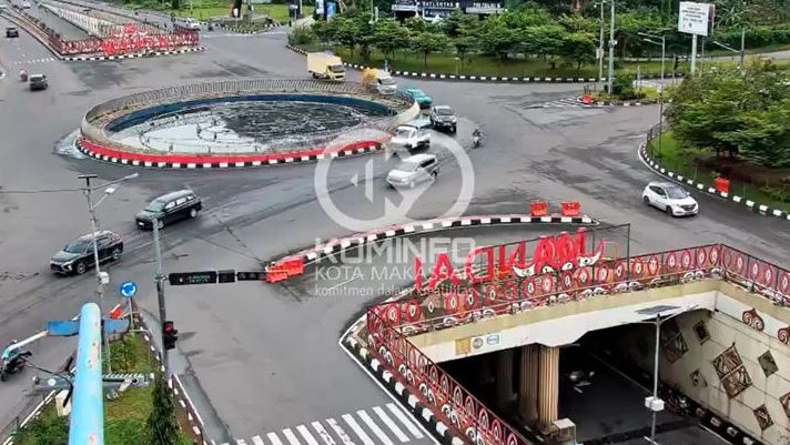 Arus Lalu Lintas di Simpang Lima Mandai Makassar Lancar Jaya Pagi Ini