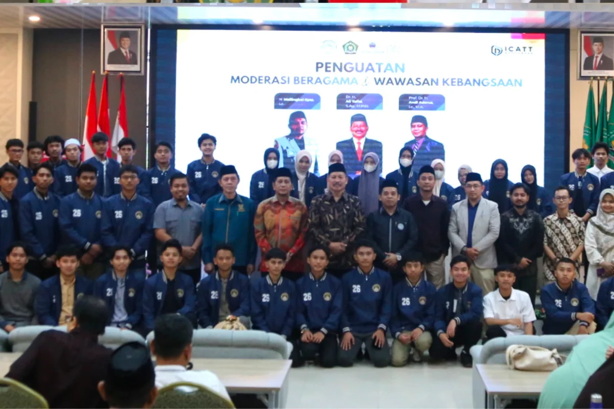 105 Mahasiswa Al-Azhar Kairo Dilepas, Kakanwil Kemenag Sulsel Tekankan 3 Amanah